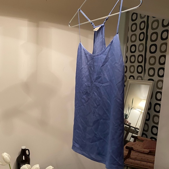 Perfect JCrew Cami - Picture 2 of 5